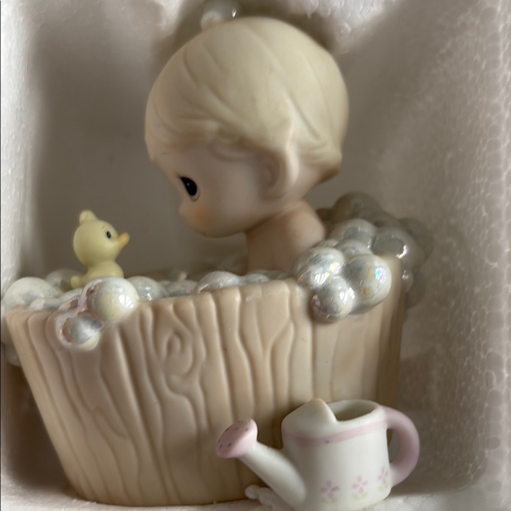 Precious Moments Cream and Pink Bath & Body Accessory
